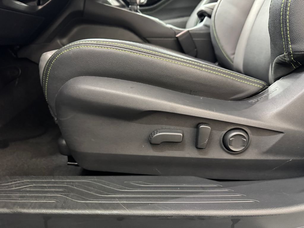 Used 2025 Silver Subaru Onyx Edition image 14