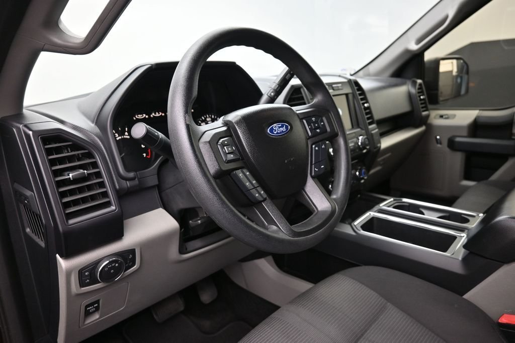 Used 2018 Red Ford XL image 18