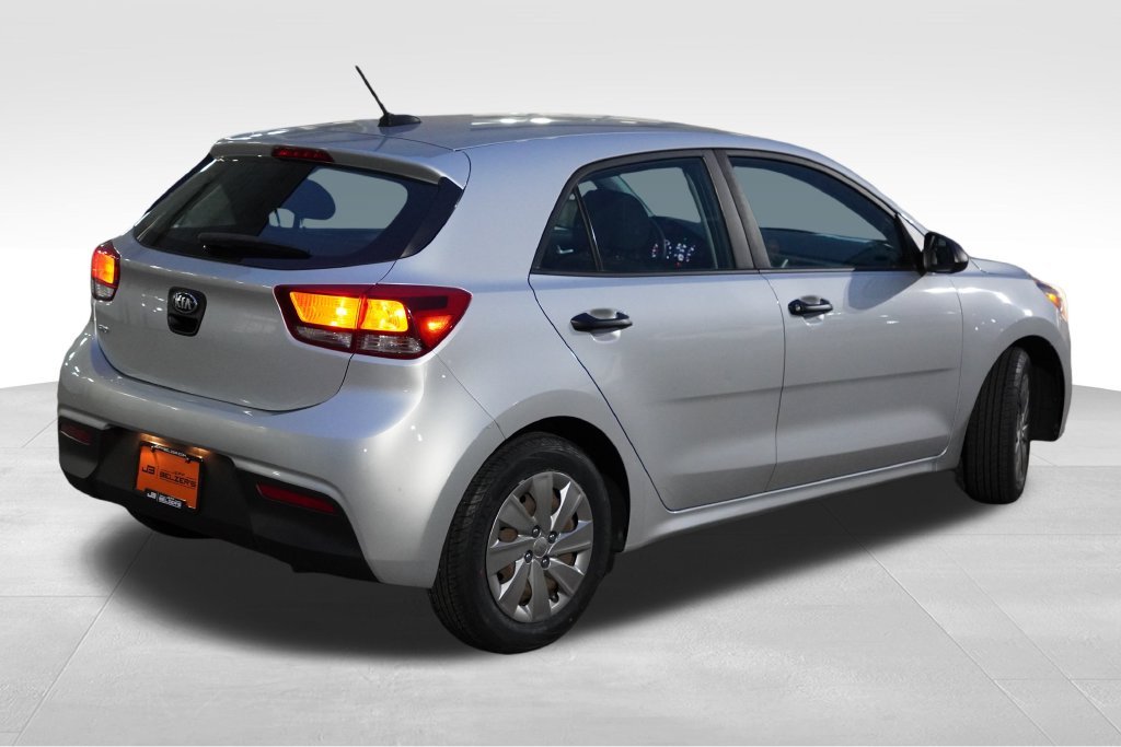 Certified Used 2018 Silky Silver Kia LX image 5