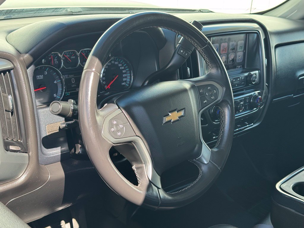Used 2018 Gray Chevrolet LT image 22