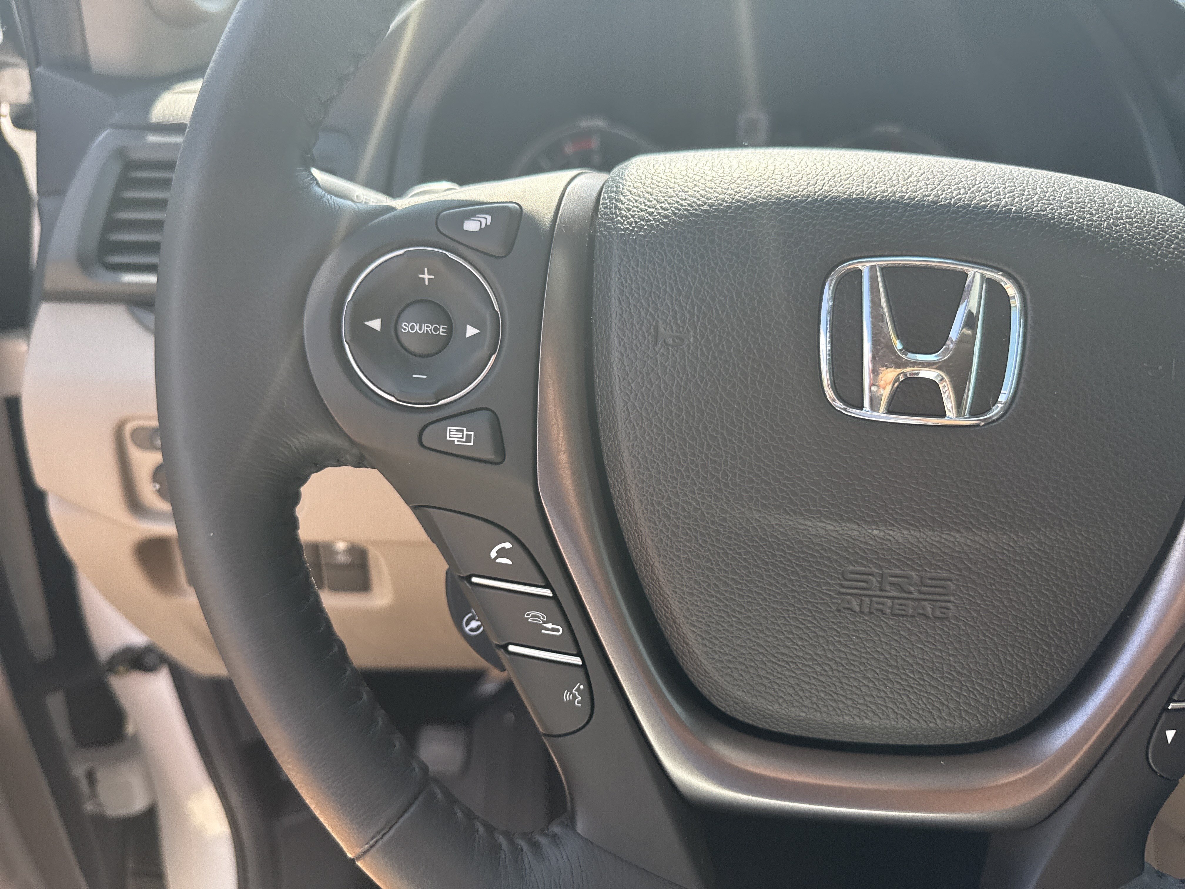 Used 2023 White Honda RTL-E image 24