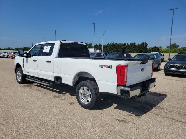 Used 2025 Oxford White Ford XLT image 25