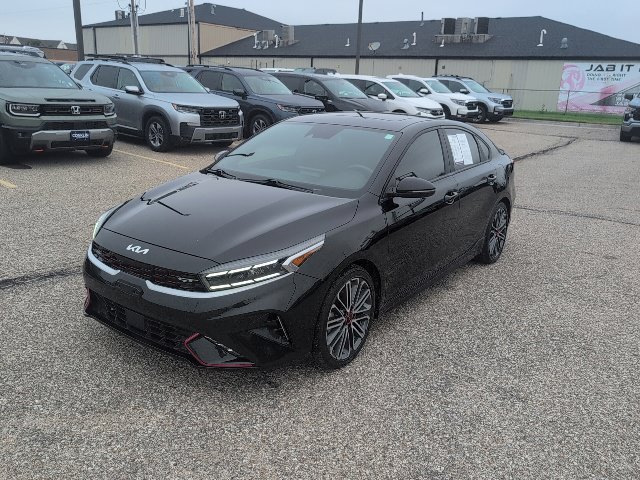 Used 2023 Aurora Black Kia GT image 14