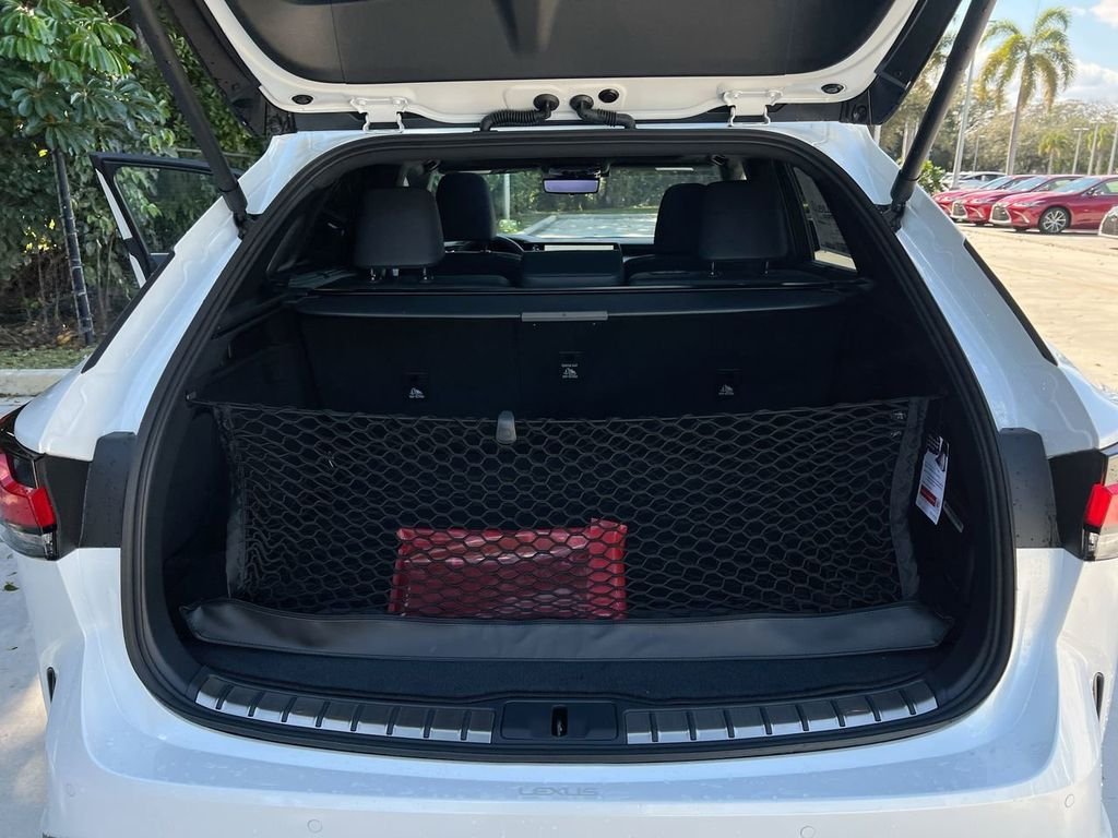 2026 Lexus RX 450h+ Luxury - Photo 21