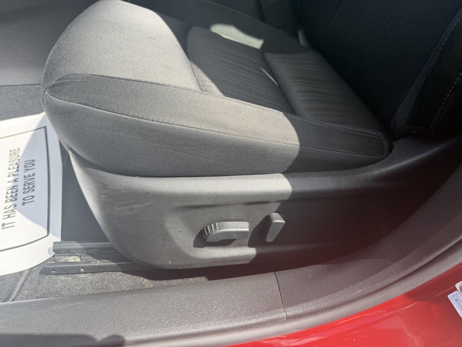 Used 2025 Scarlet Ember Nissan SV image 11