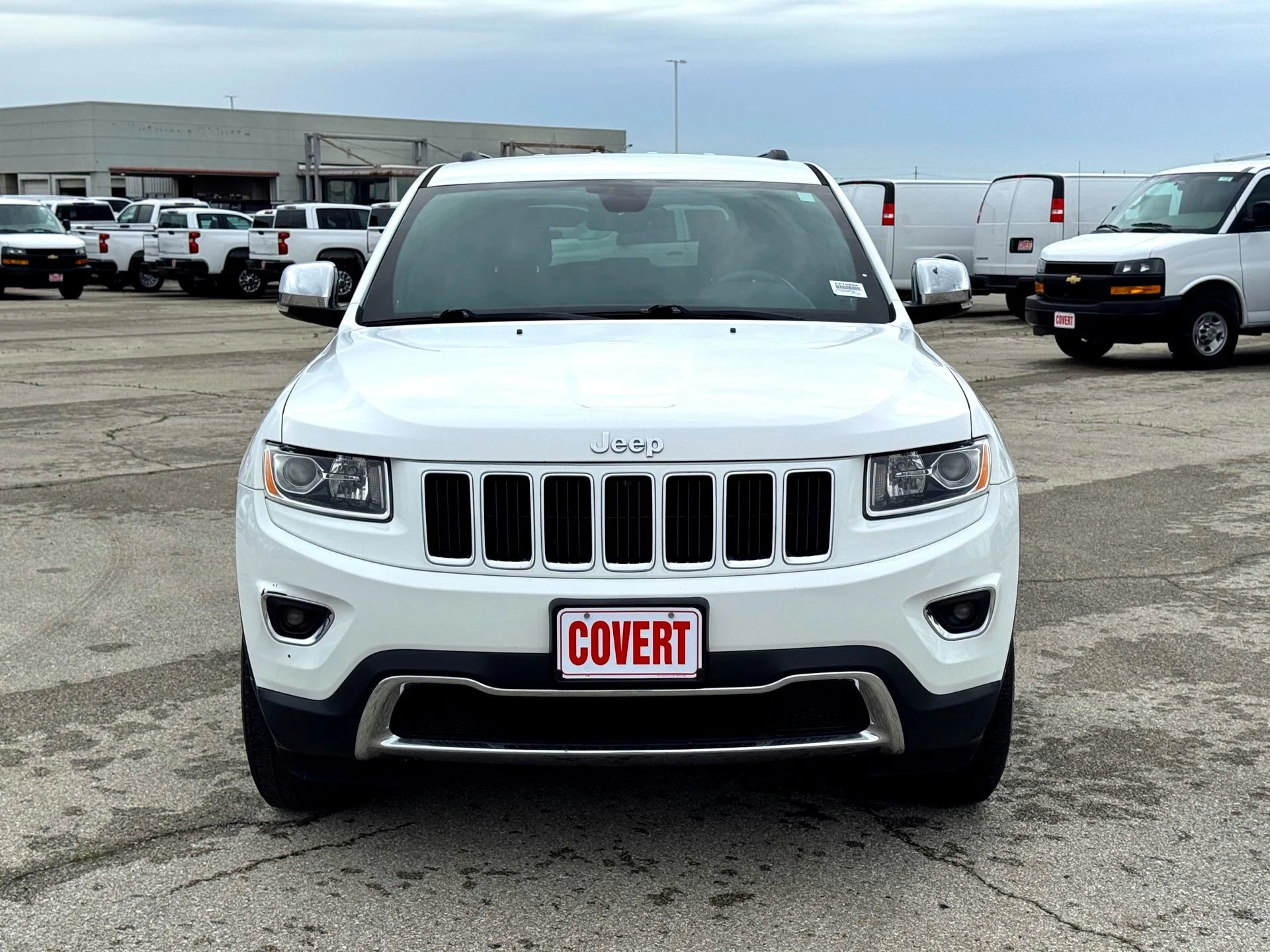 Used 2016 Bright White Clearcoat Jeep Limited image 3