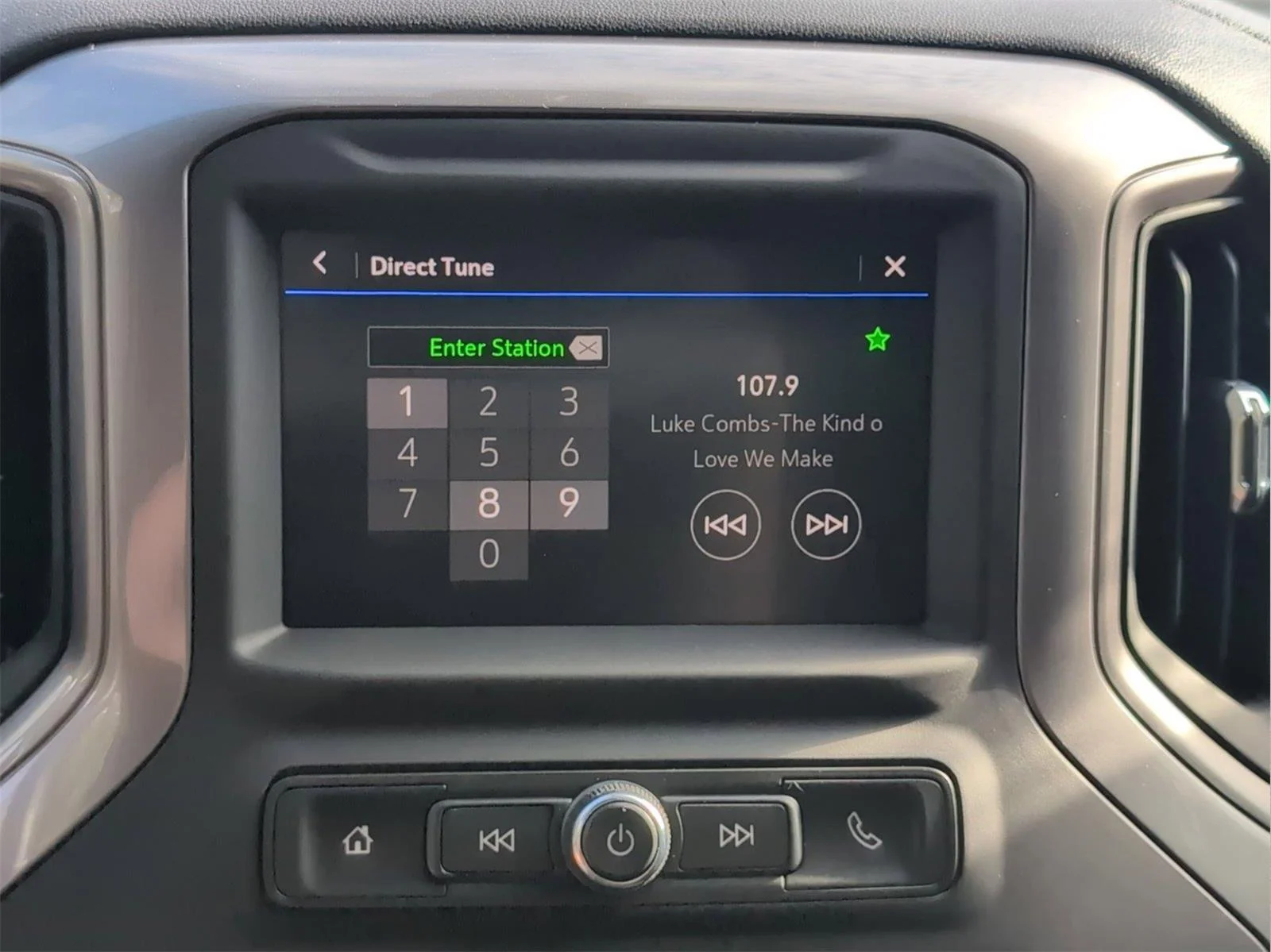 Used 2023 Summit White Chevrolet Custom image 15