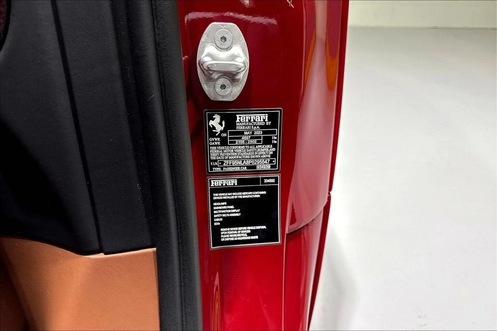 Used 2023 Rosso Mugello Ferrari  image 17