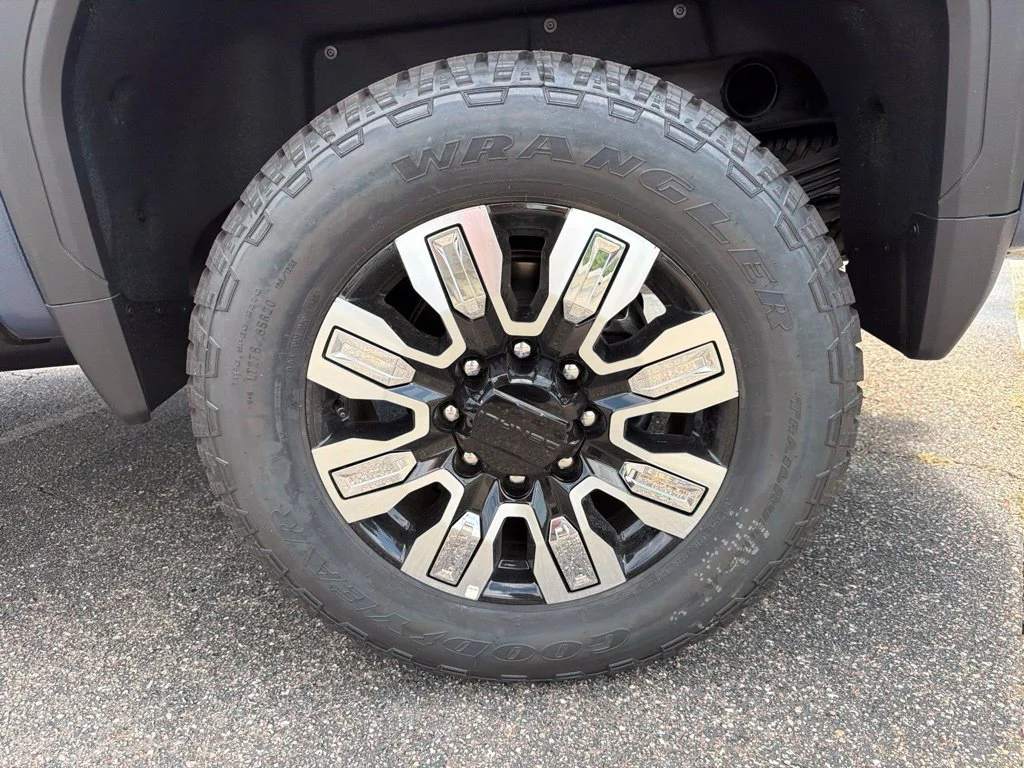 2026 GMC Sierra 2500HD Denali - Photo 14