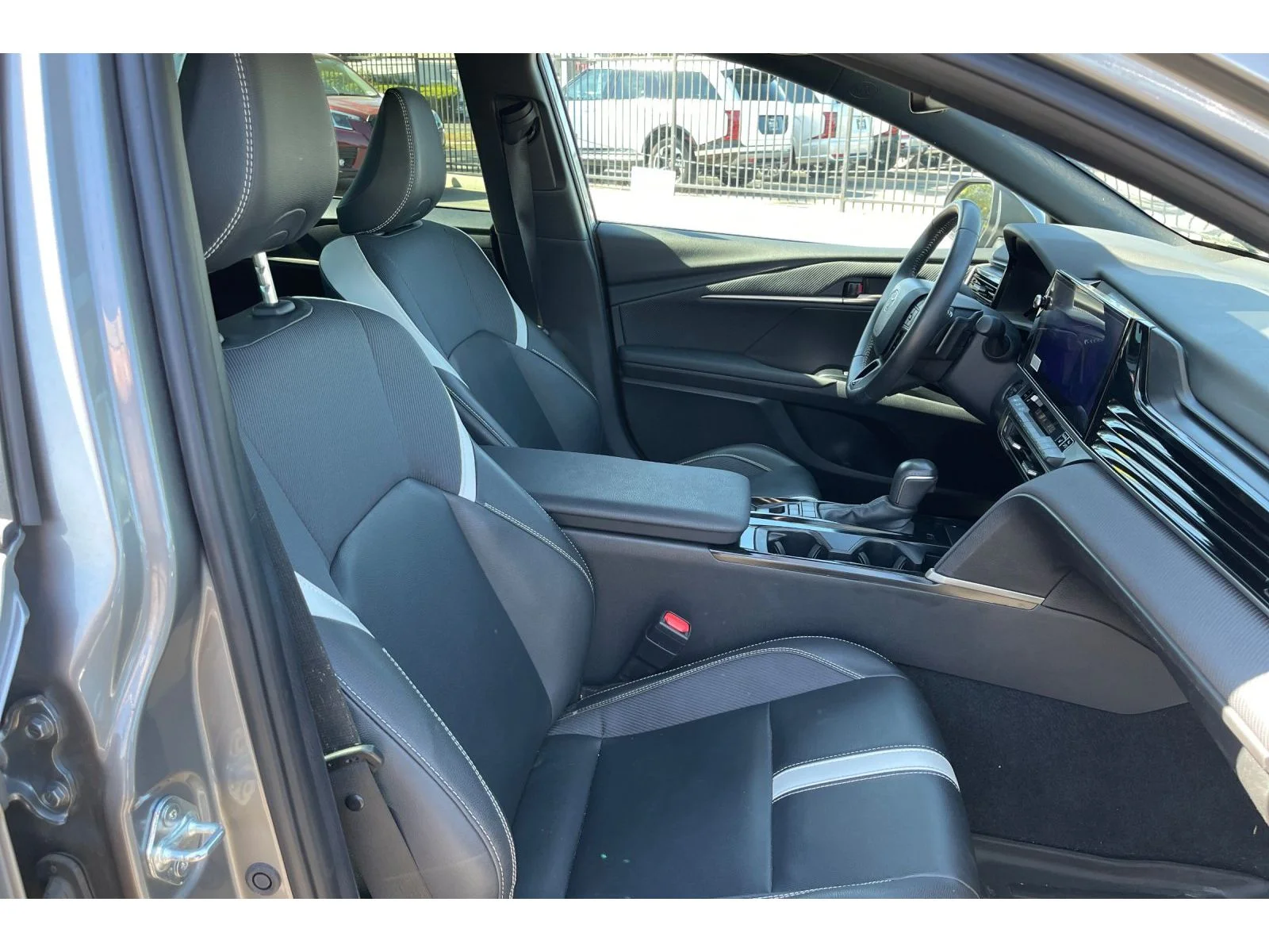 Used 2025 Heavy Metal Toyota SE image 19