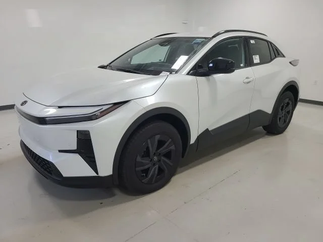 2026 Toyota C-HR SE - Photo 3