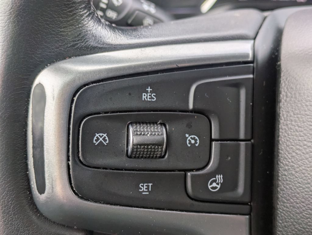 Used 2021 SUMMIT WHITE Chevrolet LT image 19