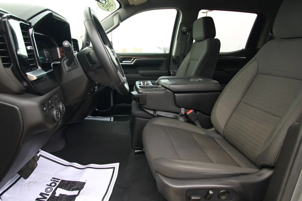 Used 2026 Gray Chevrolet RST image 6