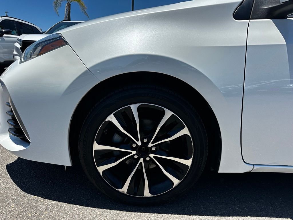 Used 2019 White Toyota SE image 5