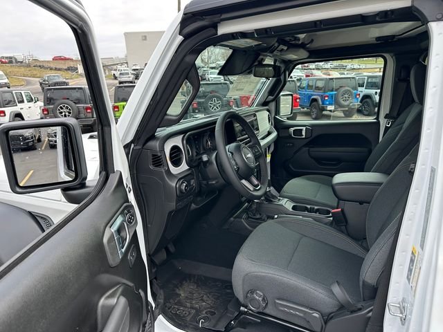 New 2026 Bright White Clear-Coat Exterior Paint Jeep Sport S image 33