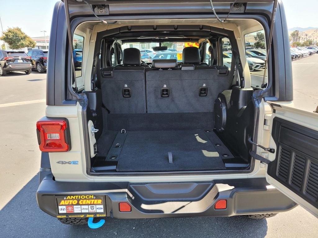 Used 2022 Beige Jeep Unlimited Rubicon 4xe image 11