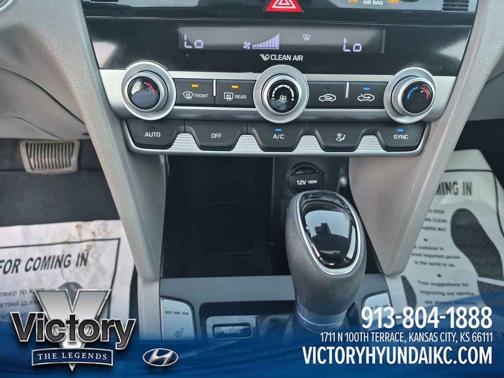 Used 2020 Blue Hyundai Limited image 18