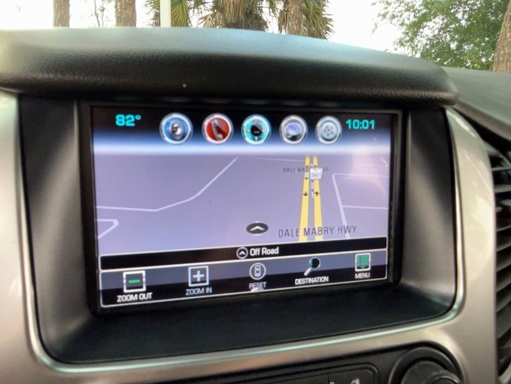 Used 2019 SHADOW GRAY METALLIC Chevrolet Premier image 31