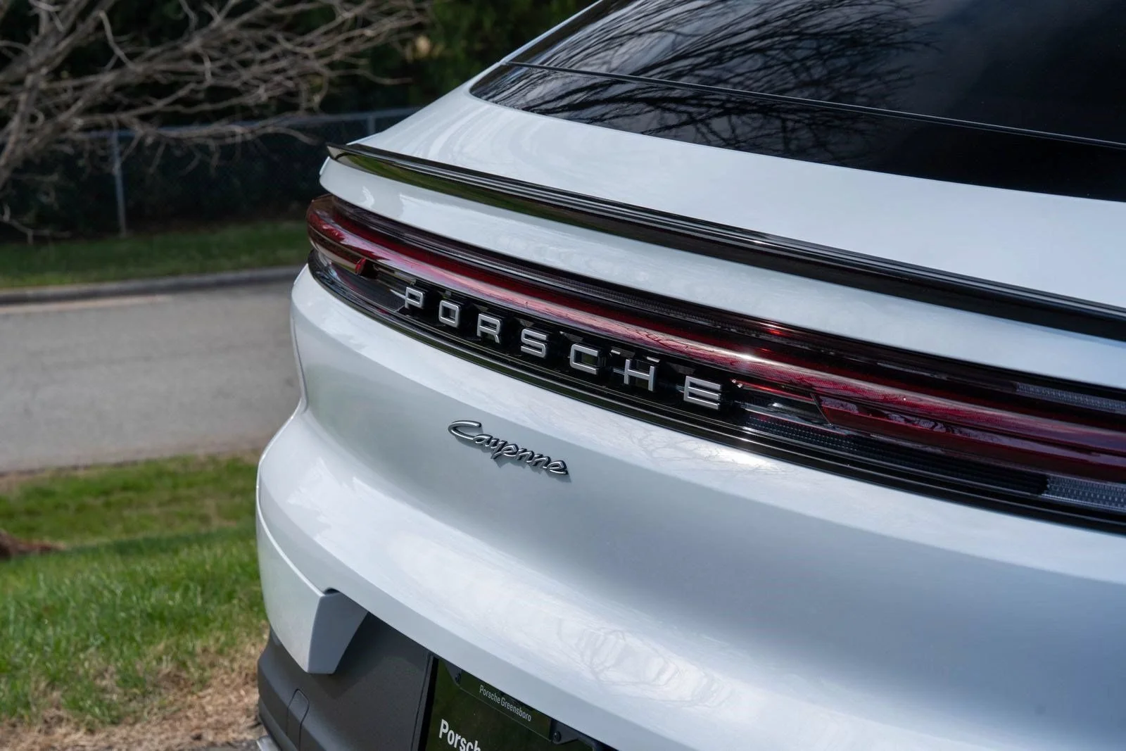 2026 Porsche Cayenne Coup E-Hybrid - Photo 16