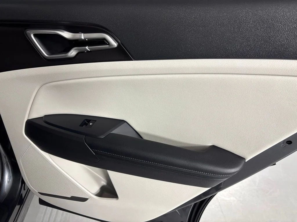 New 2026 Gray Kia EX image 19