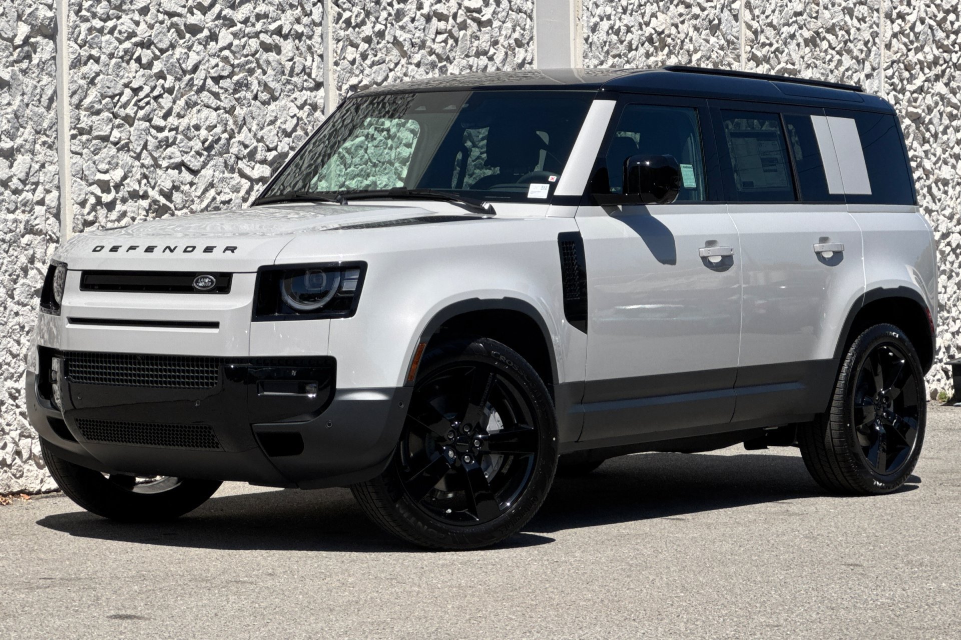 New 2026 Borasco Grey Land Rover S image 1