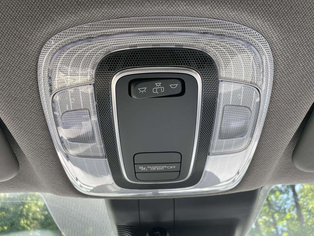 New 2026 Gray Hyundai SE image 31