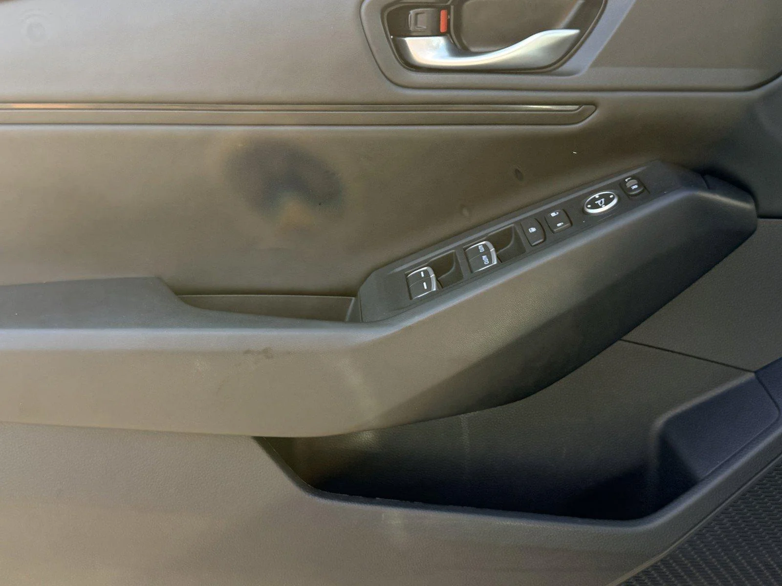 Used 2024  Honda EX image 18