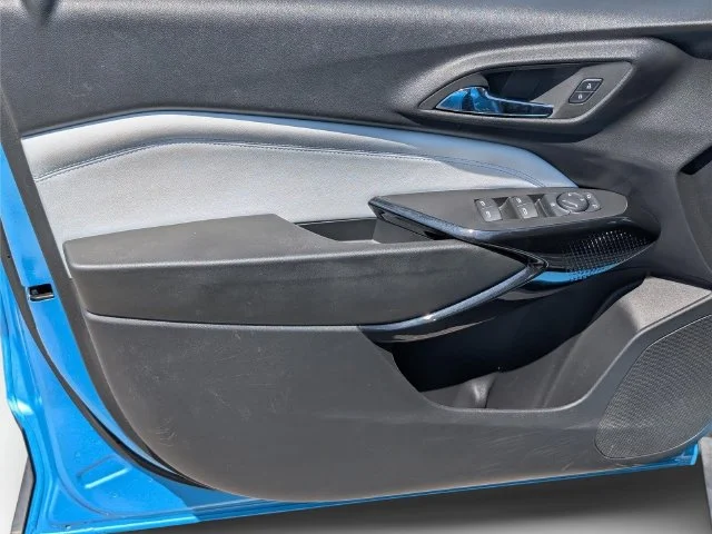 Used 2025 Blue Chevrolet LT image 14