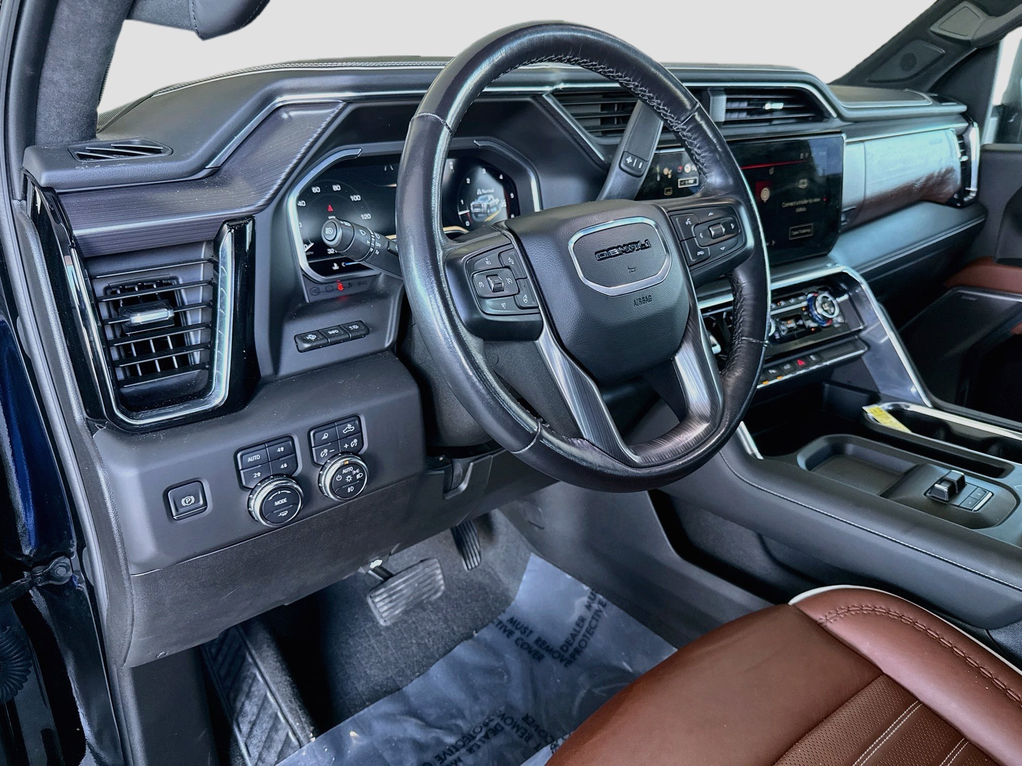 Used 2024 Onyx Black GMC Denali Ultimate image 9