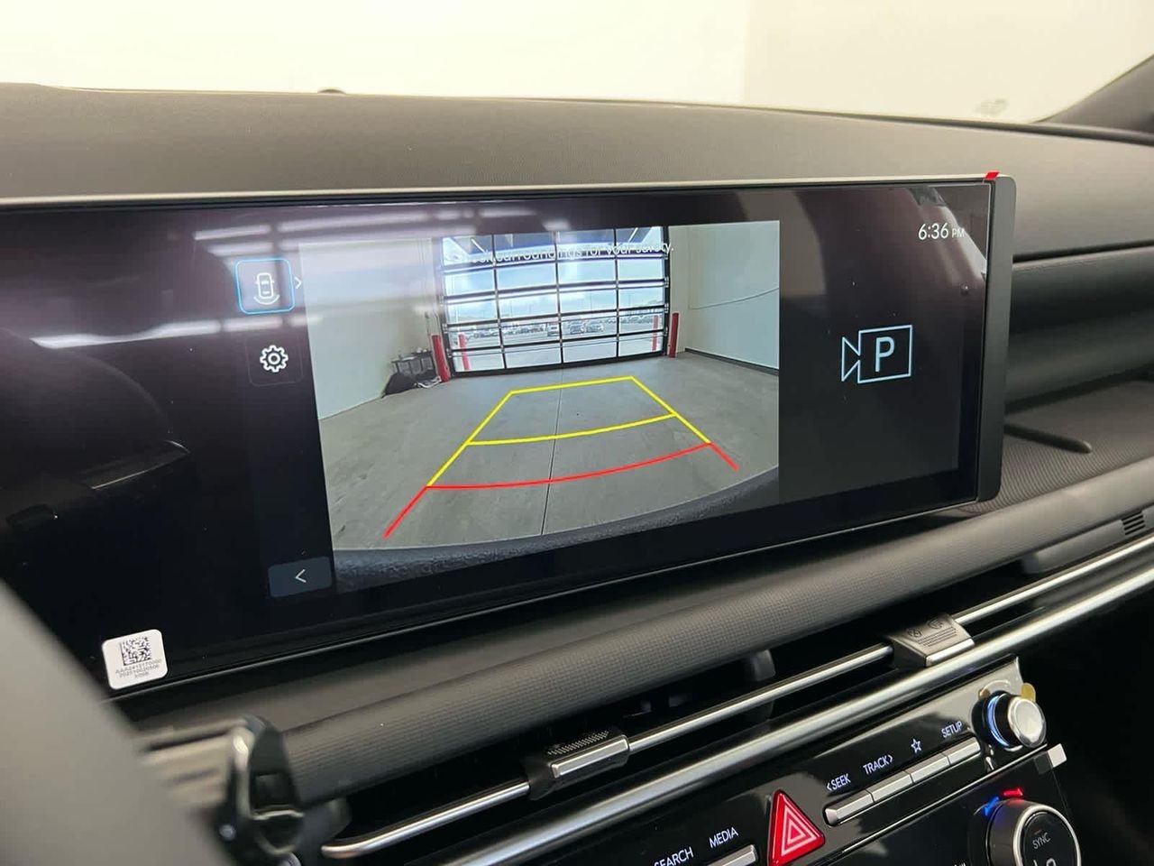 New 2026 Atlas White Hyundai SEL AWD image 18