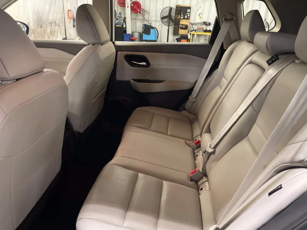 Used 2023 White Nissan SL image 29