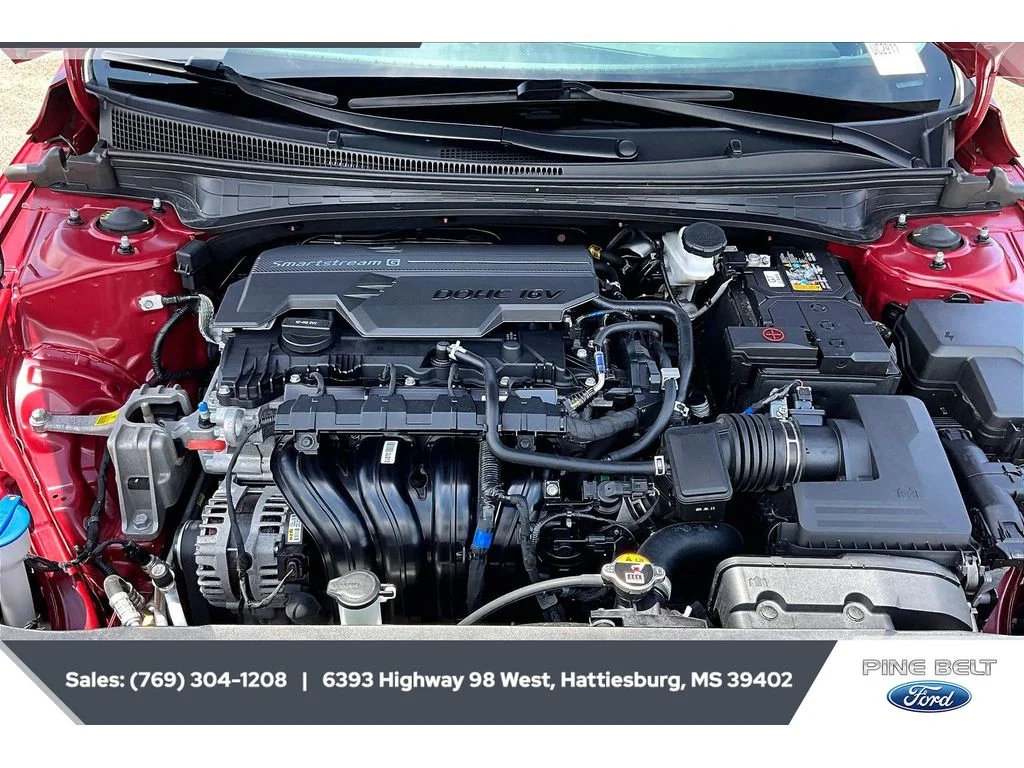 Used 2024 Red Hyundai SE image 8
