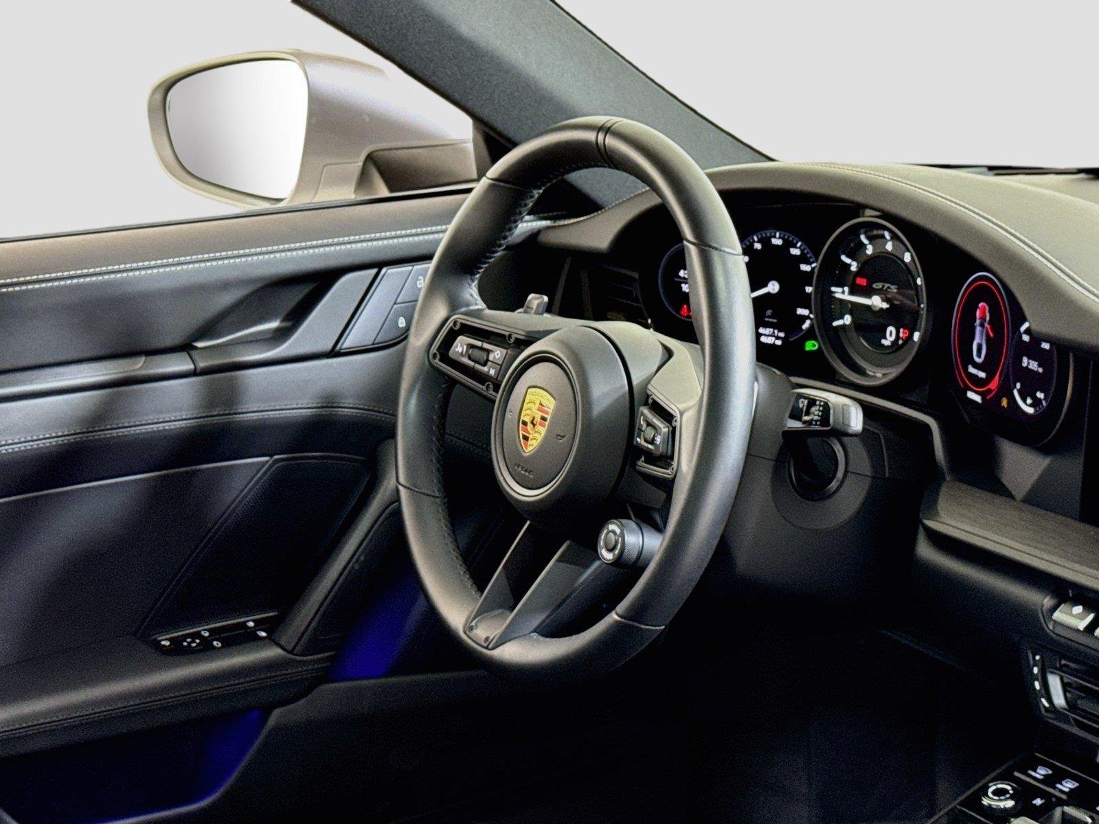 Used 2024 GT Silver Metallic Porsche Carrera GTS | Ceramic Brakes | Ventilated Seats | Only 4K Miles image 27