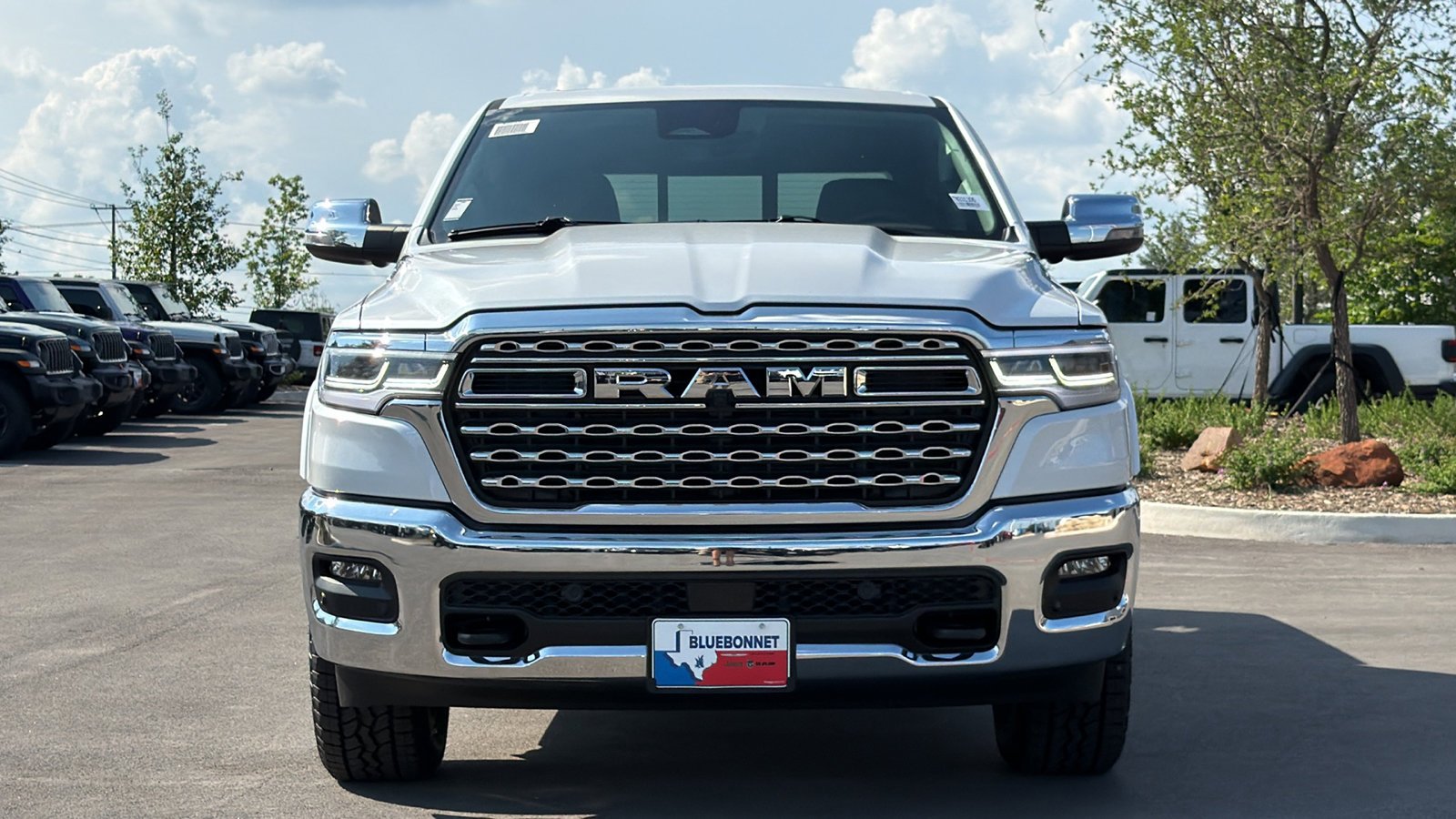 New 2026 Ivory White Tri-Coat Pearl-Coat Exterior Paint RAM Longhorn image 2