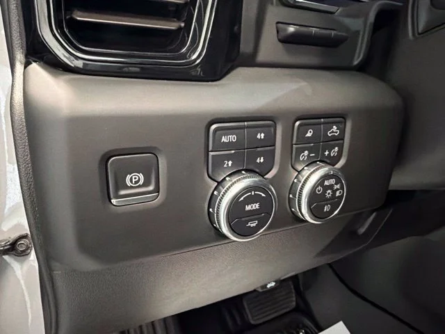 Used 2025 Gray GMC AT4 image 24