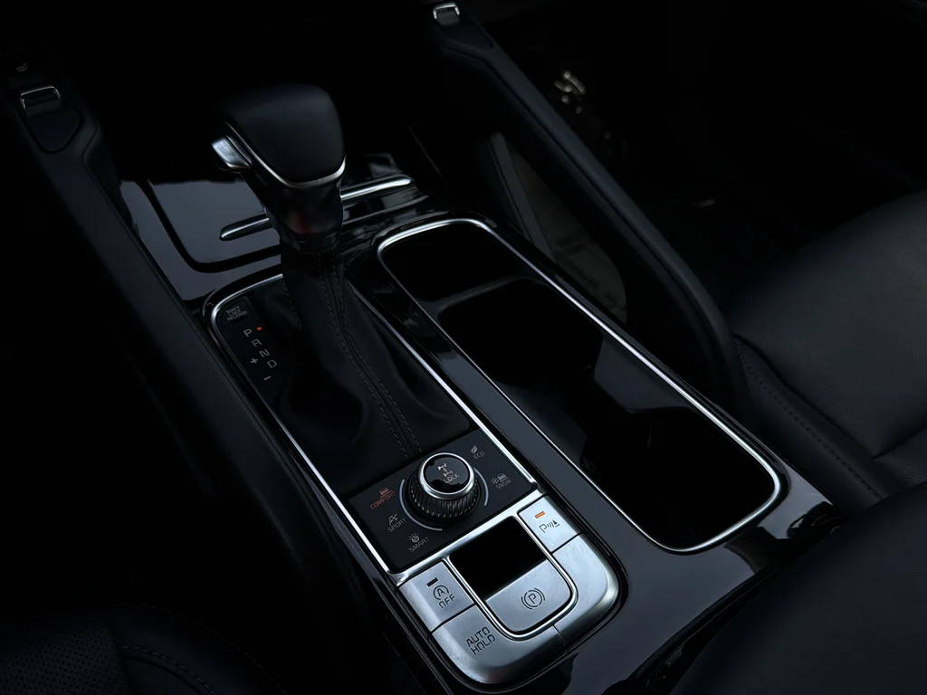 Certified Used 2023 Dark Moss Kia S image 20