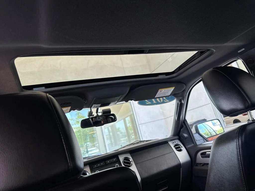 Used 2012 White Ford Limited image 20