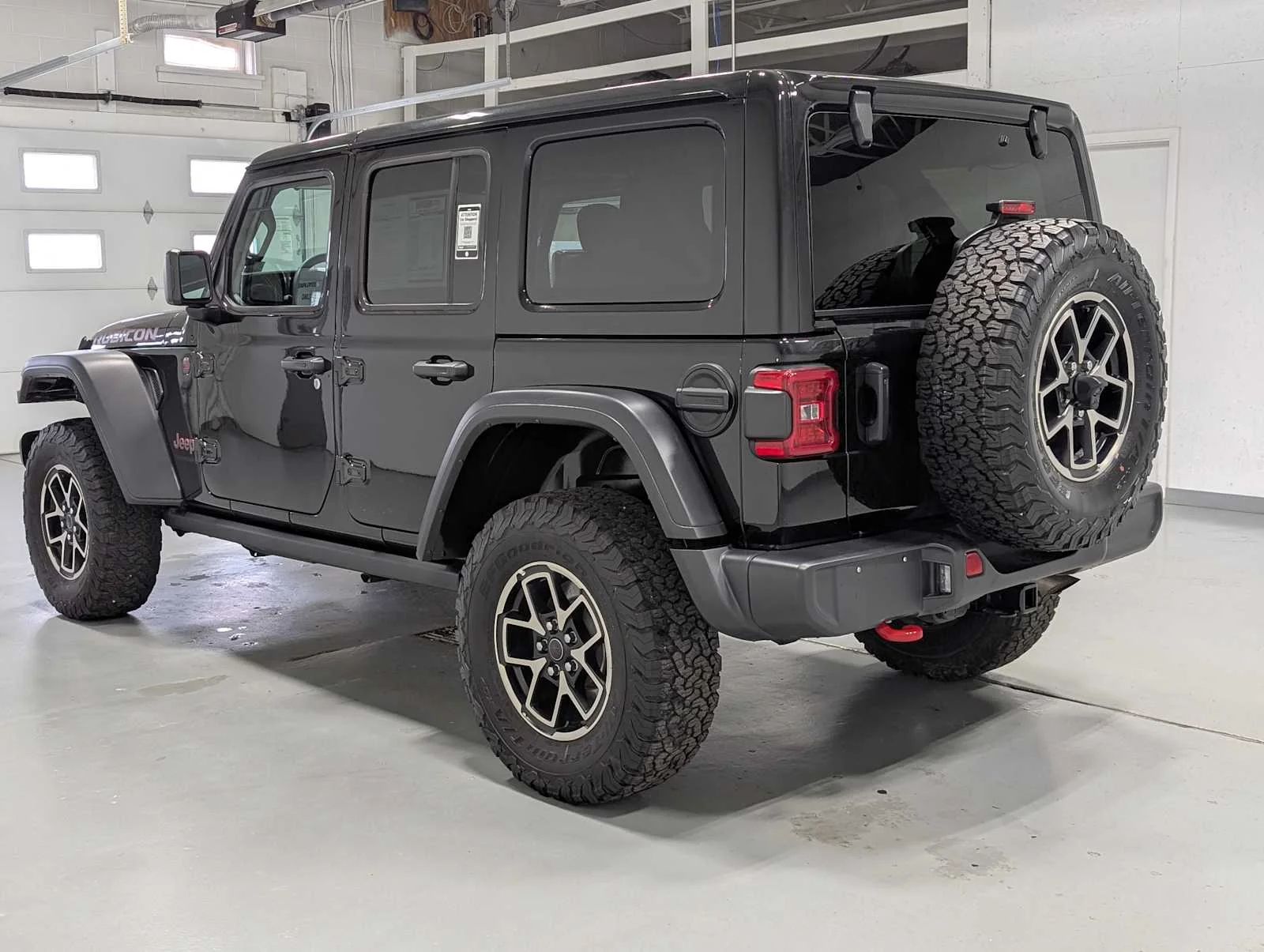 Used 2025 Black Clearcoat Jeep Rubicon image 10