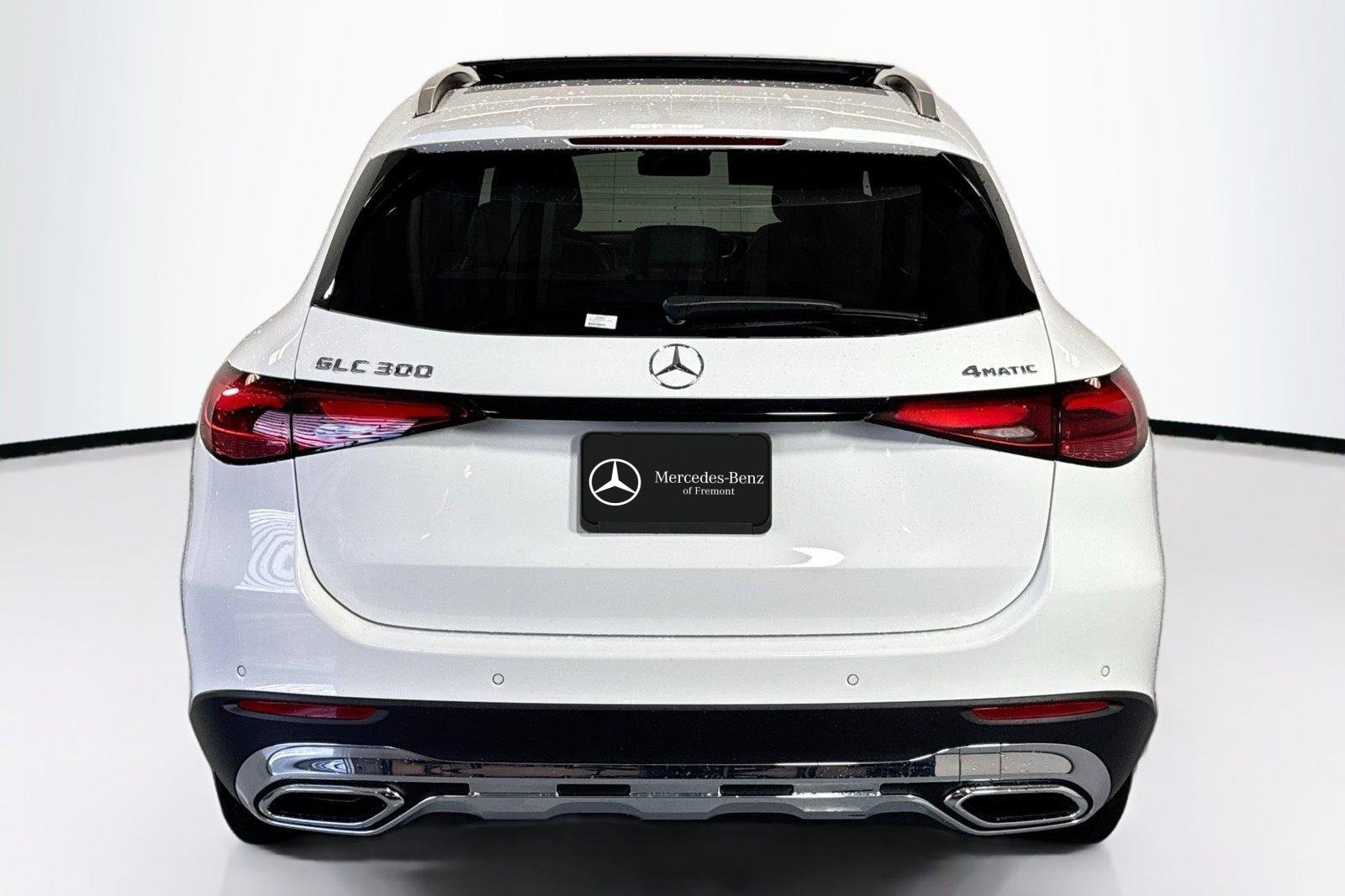 New 2026 Polar White Mercedes-Benz GLC 300 image 6
