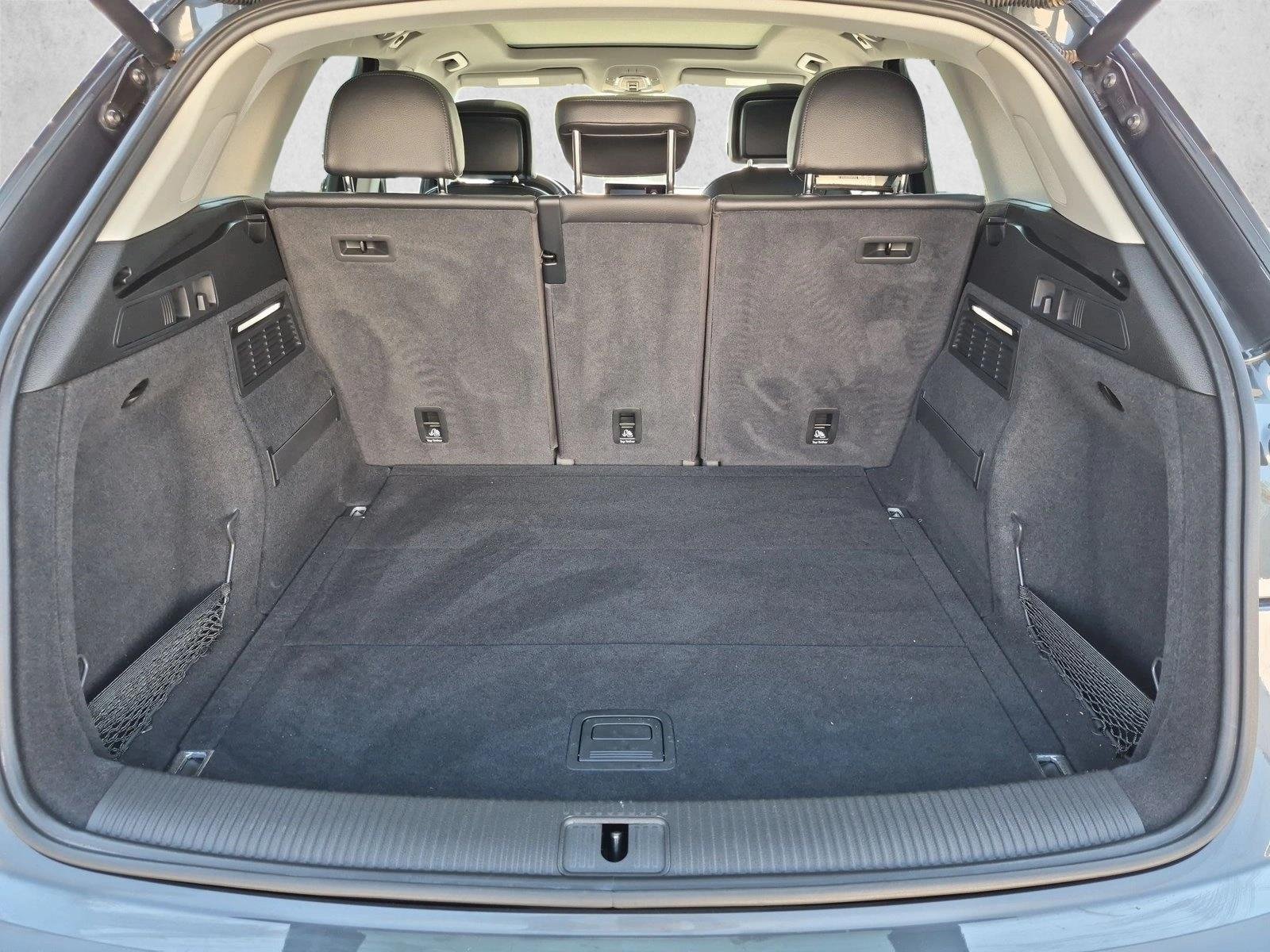 Used 2018 Silver/Gray Audi Premium Plus image 6