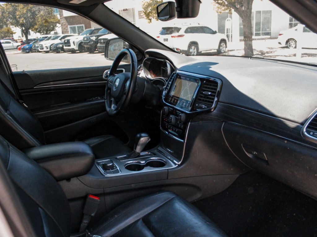 Used 2021 Bright White Clearcoat Jeep Limited image 32