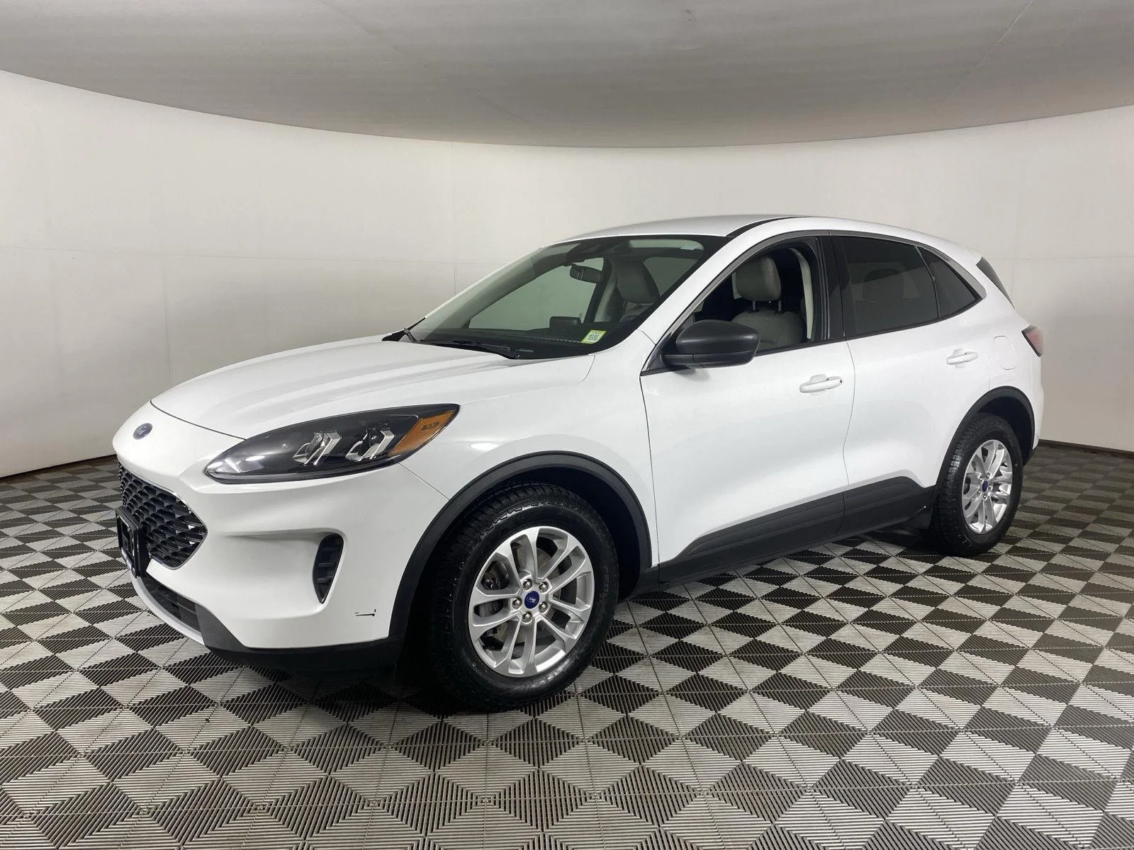 Used 2022 Oxford White Ford  image 6