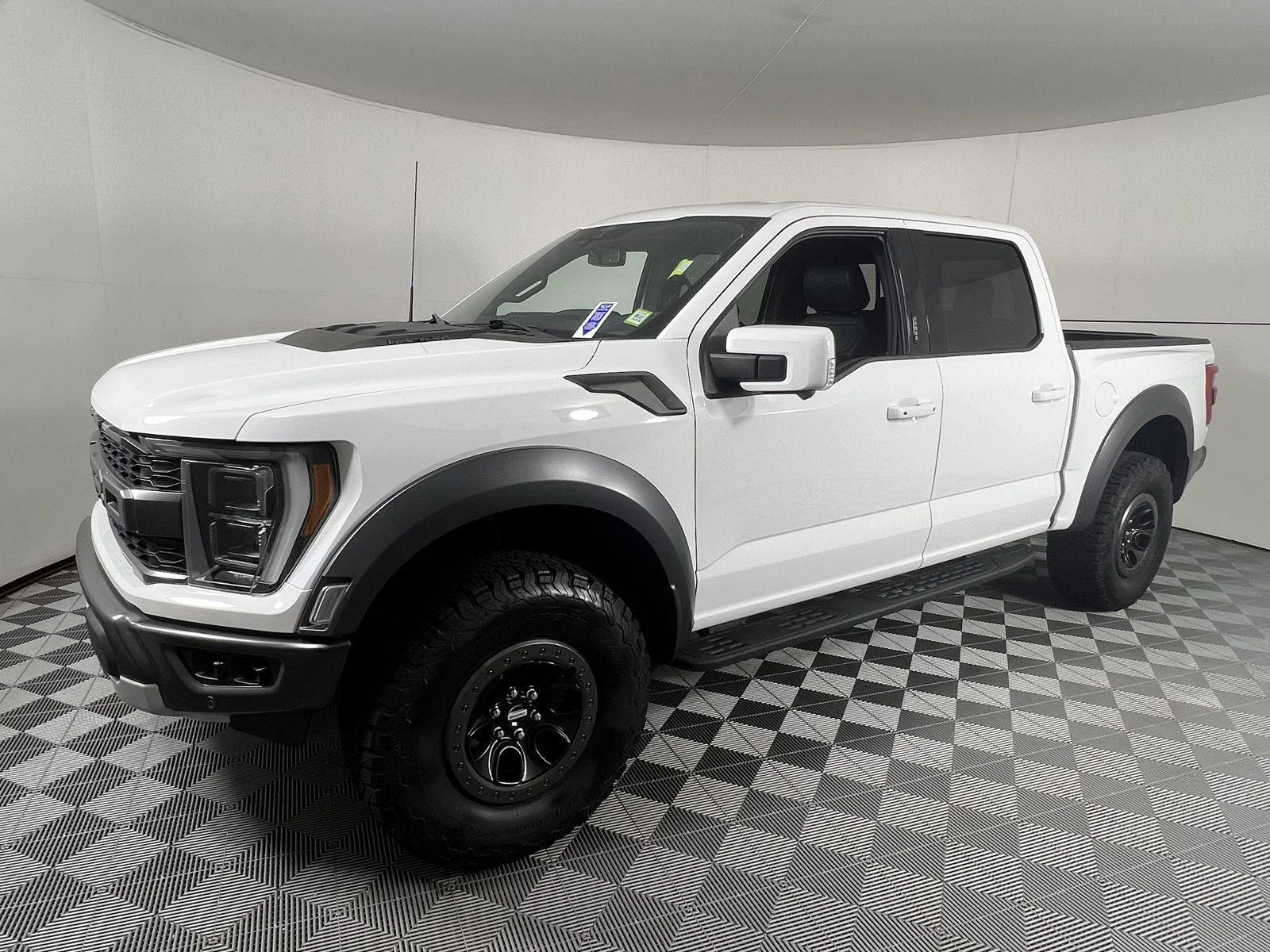 Used 2022 Oxford White Ford Raptor image 6