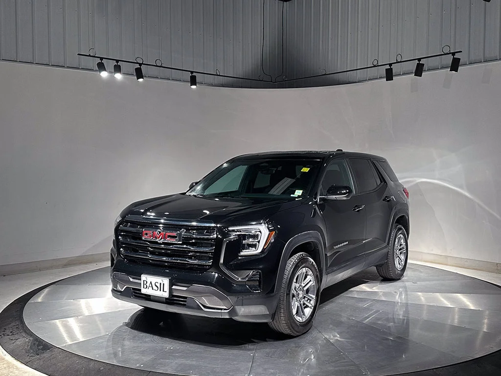 Used 2026 Ebony Twilight Metallic GMC Elevation image 8