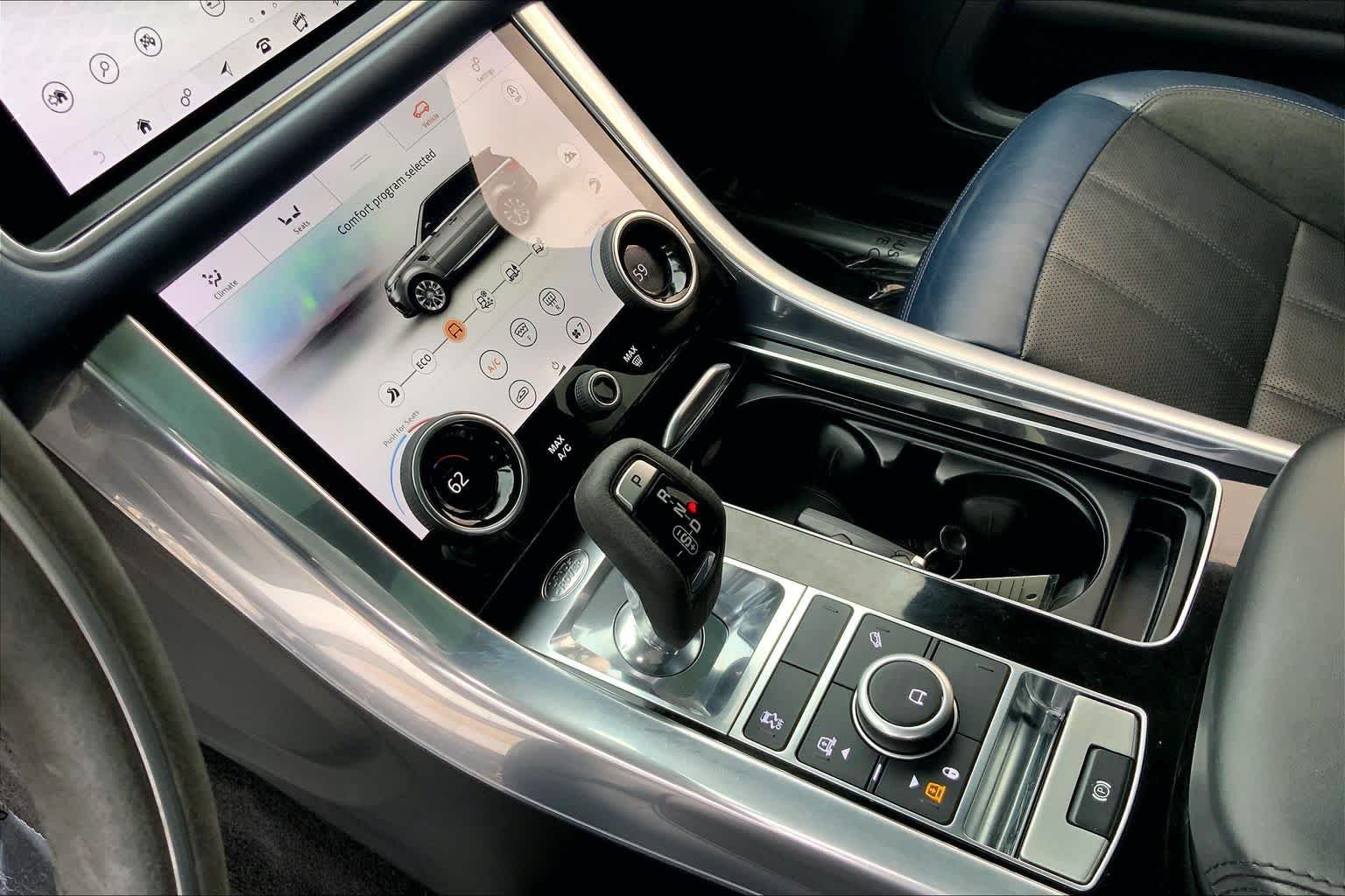Used 2019 Fuji White Land Rover HST image 17