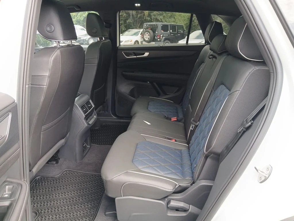 2026 Volkswagen Atlas Cross Sport SEL Premium R-LINE - Photo 25
