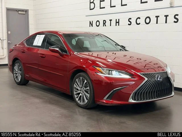 Used 2021 Red Lexus 300h image 2