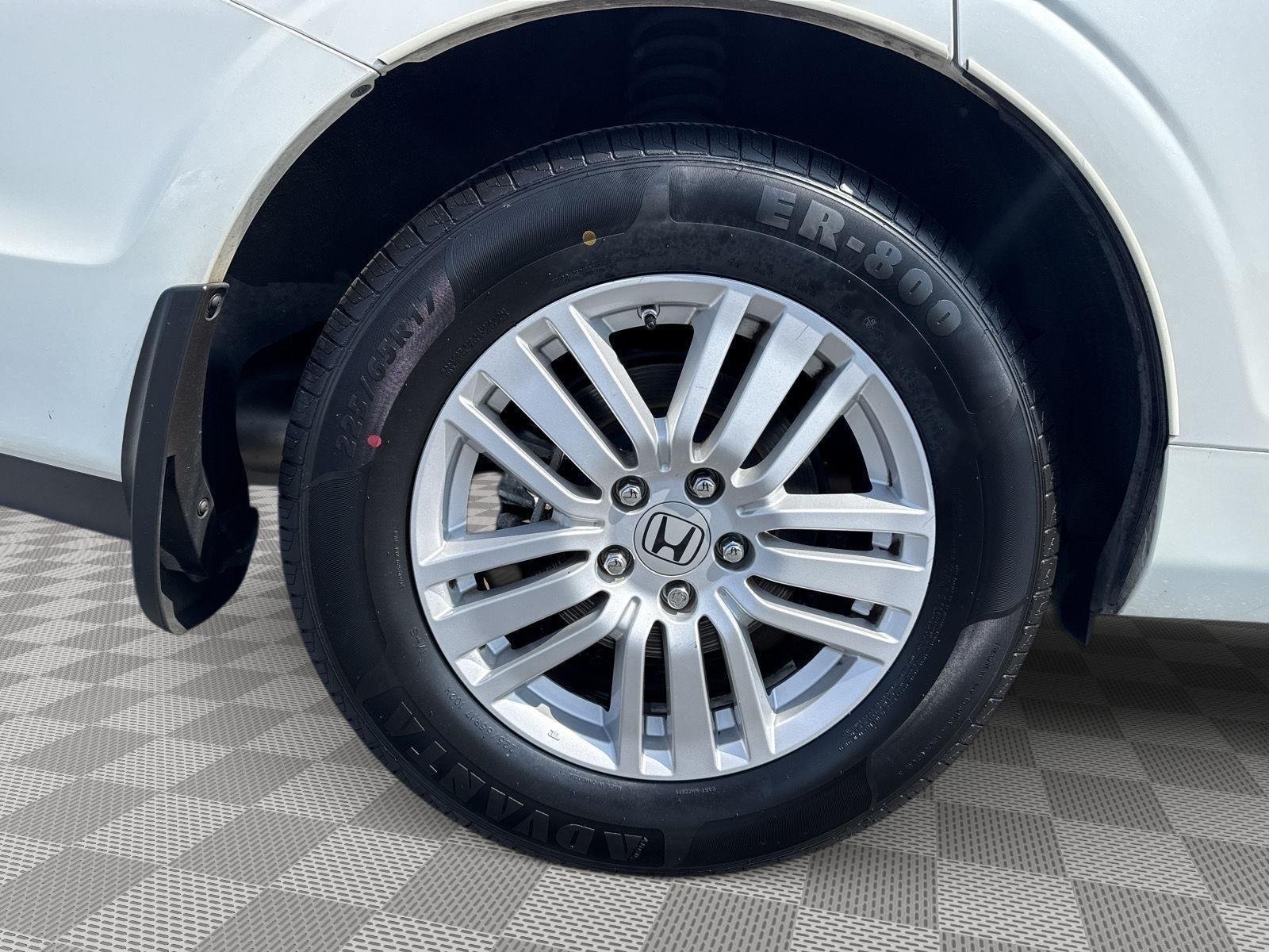 Used 2012 White Diamond Pearl Honda EX-L image 7