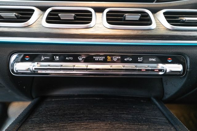 Certified Used 2022 Black Mercedes-Benz GLE 450 image 25