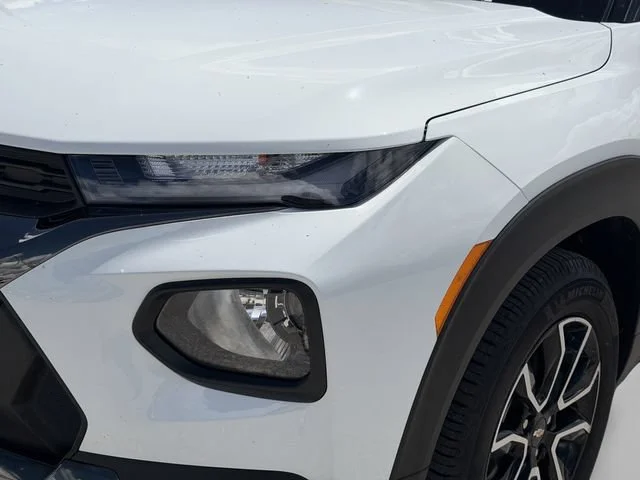 Used 2023 SUMMIT WHITE Chevrolet ACTIV image 13